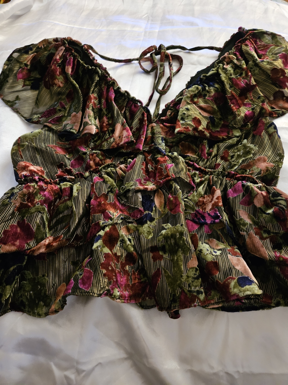 Floral Ruffled V-Neck Women’s Top in Olive Green - Picture 10 of 13
